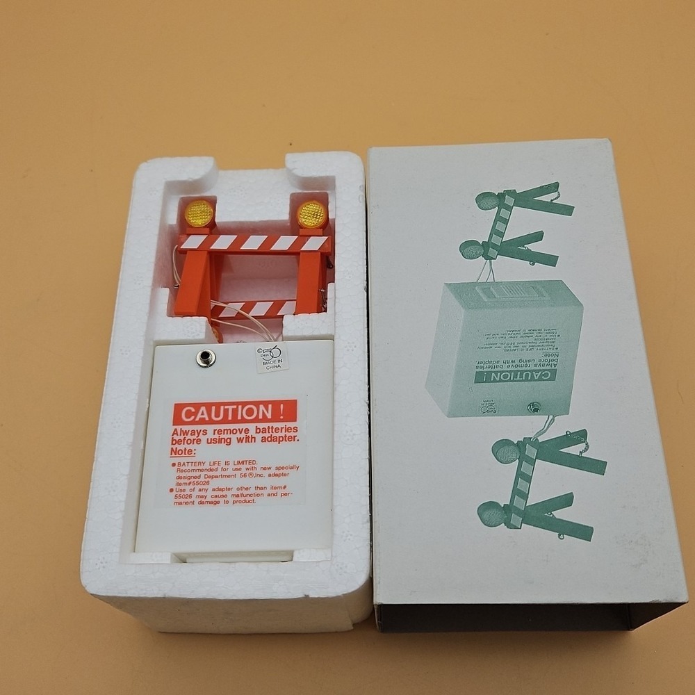 Dept 56 Village Accessory - Flashing Road Construction Lights - Working
